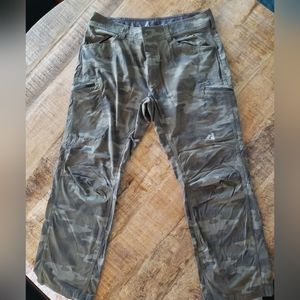 Eddie Bauer men's pants